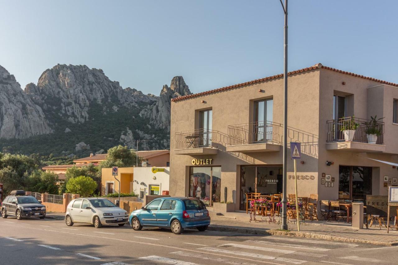 Petra Sarda Apartamento San Pantaleo Exterior foto