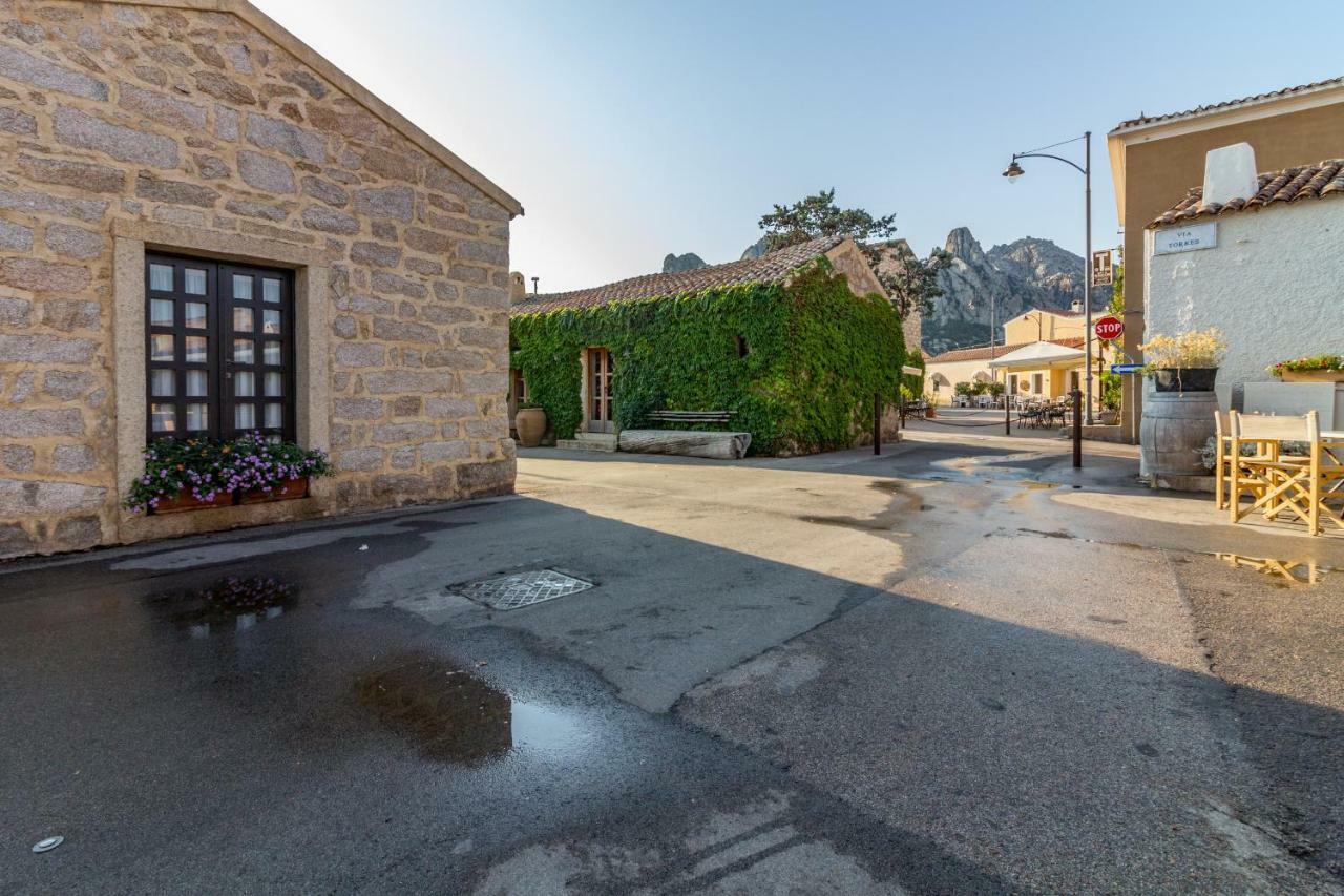 Petra Sarda Apartamento San Pantaleo Exterior foto